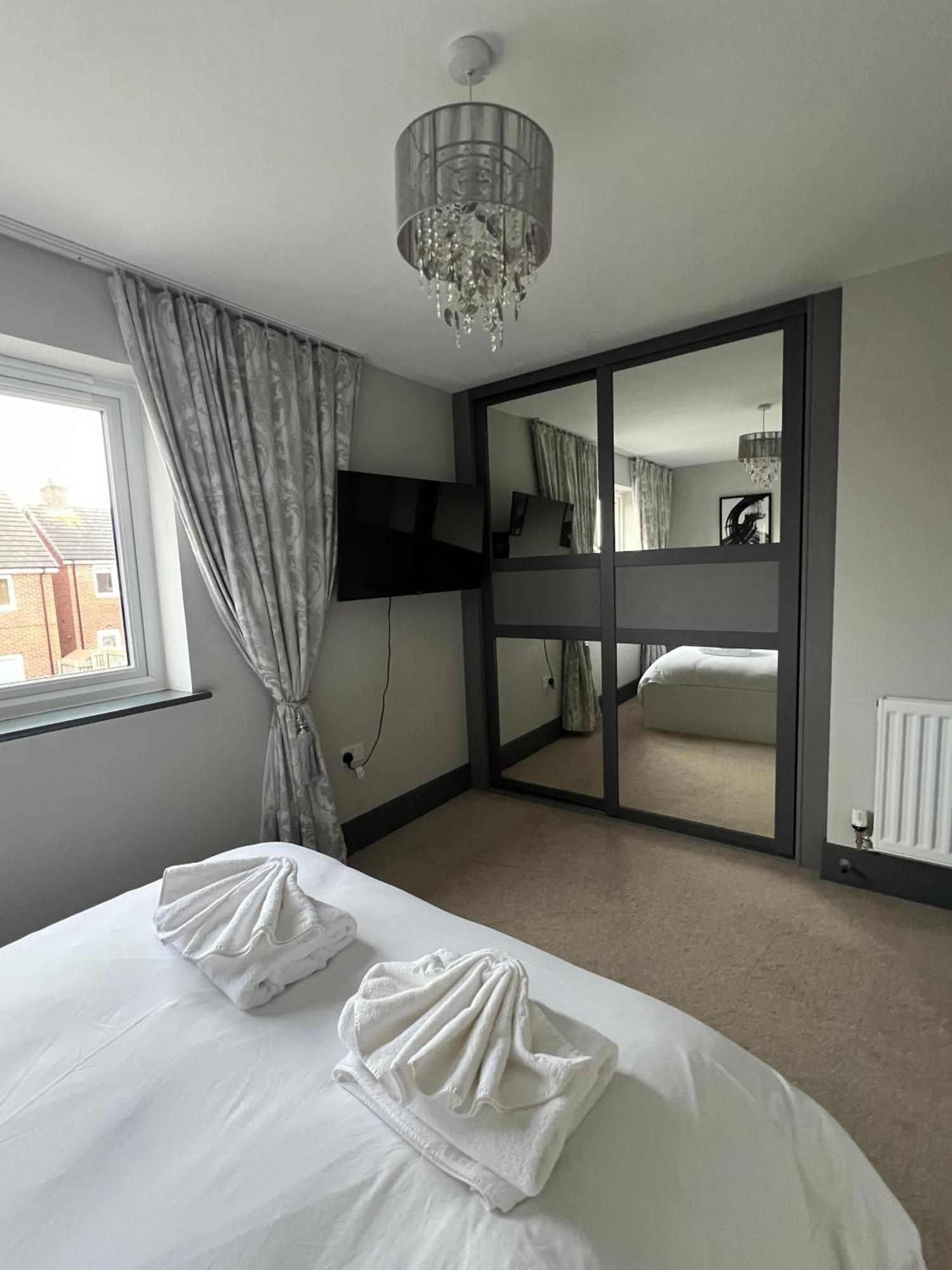 Luxury Durham Home In Dh1, Free Parking, No Fees Kültér fotó
